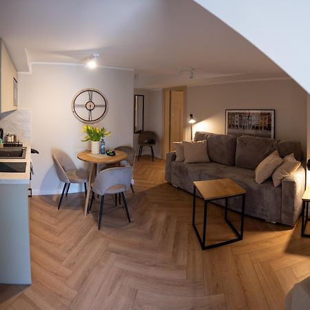 Apartamenty Drevny Kocur Познань Екстер'єр фото