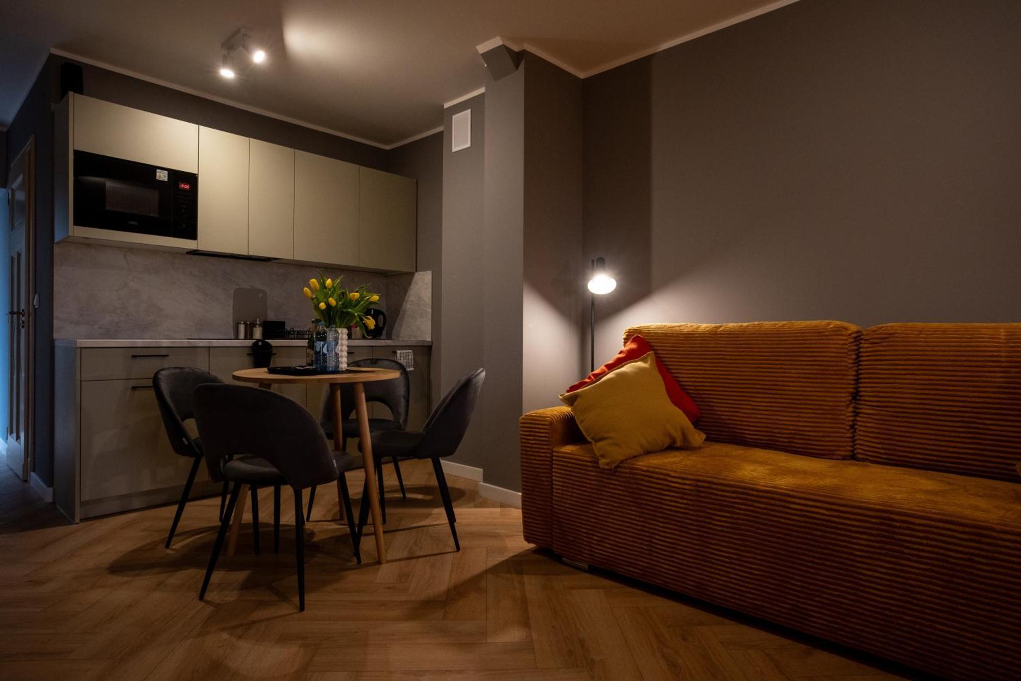 Apartamenty Drevny Kocur Познань Екстер'єр фото