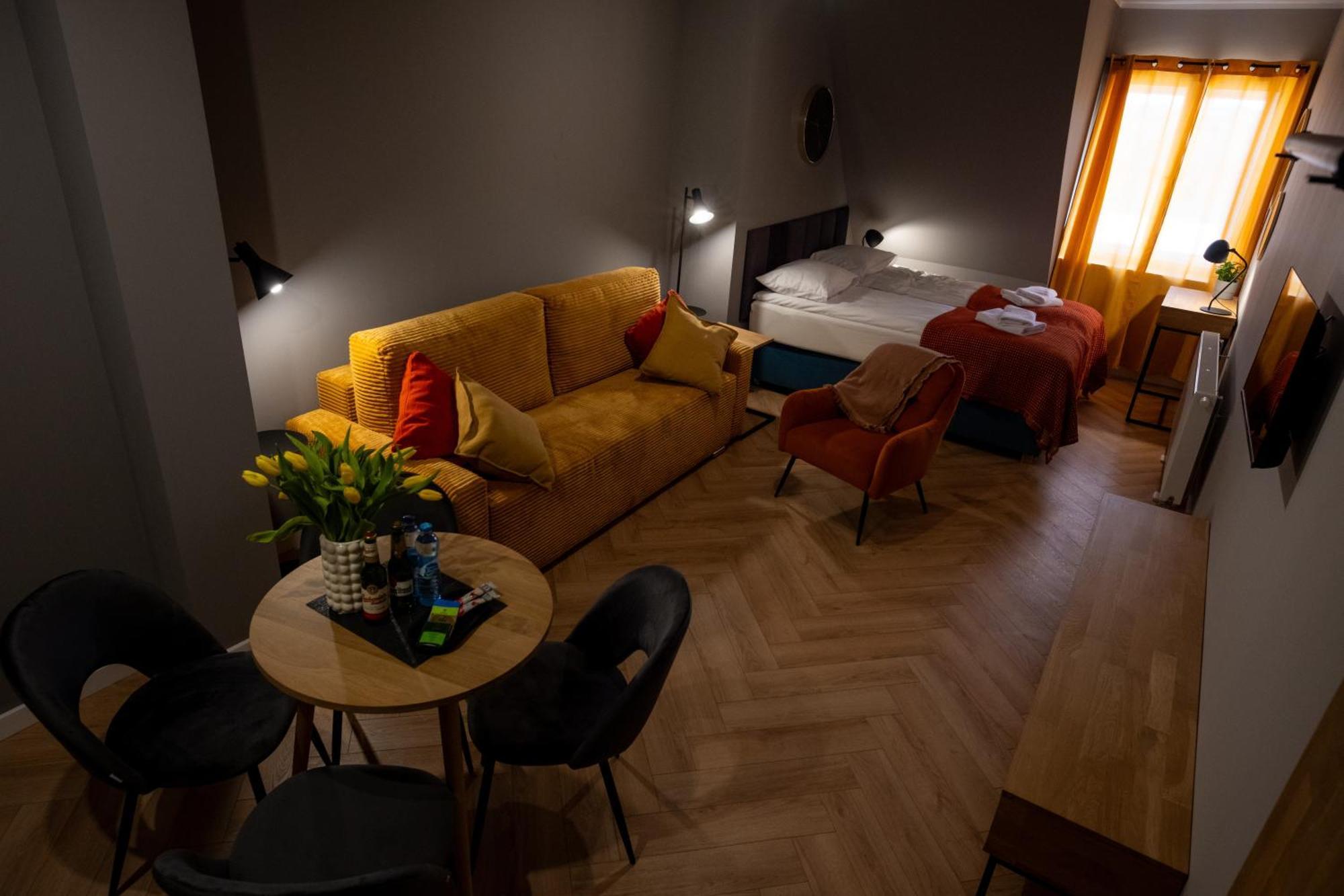 Apartamenty Drevny Kocur Познань Екстер'єр фото