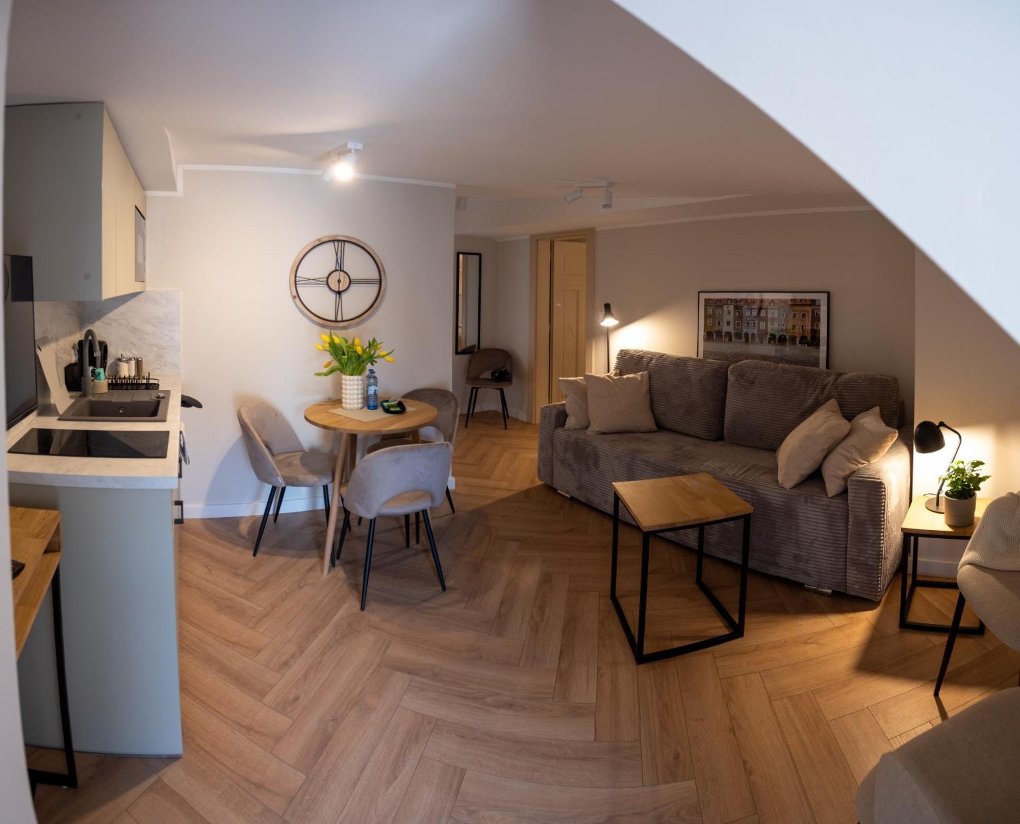 Apartamenty Drevny Kocur Познань Екстер'єр фото