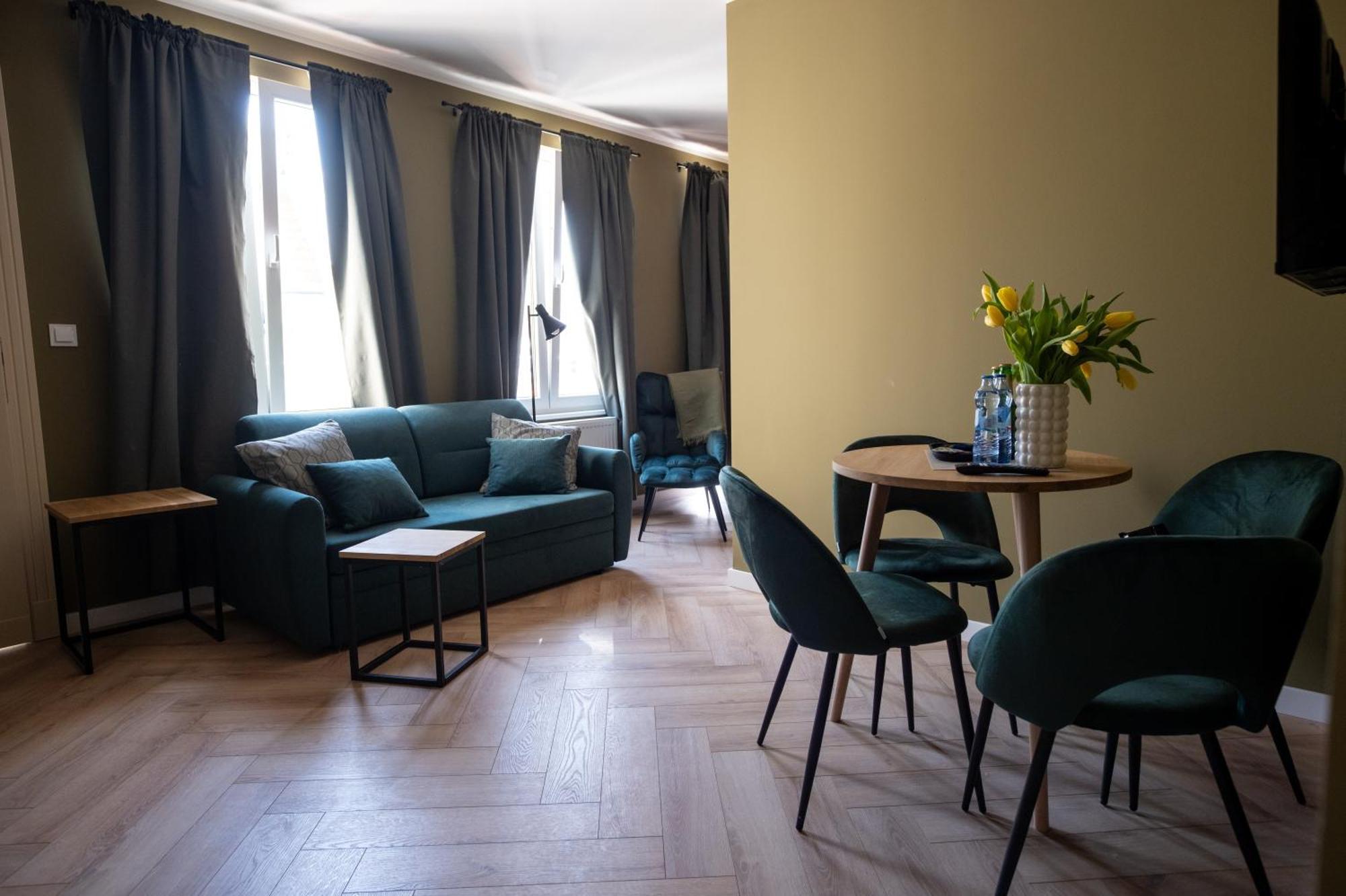 Apartamenty Drevny Kocur Познань Екстер'єр фото